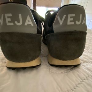 Veja Rio Branca sneakers size 8